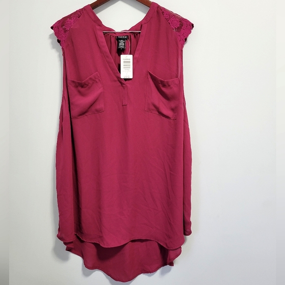 torrid Tops - Torrid V-Neck Top - Size US 3XL - NWT